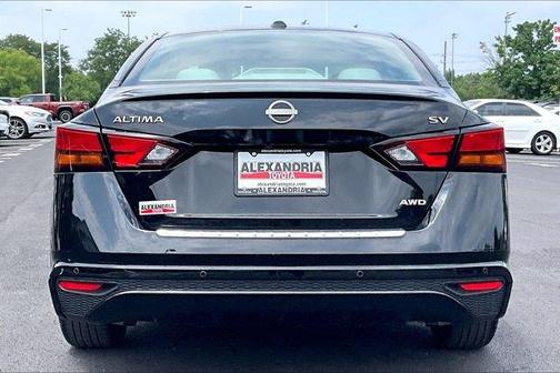 Black 2023 Nissan Altima 2.5 SV
