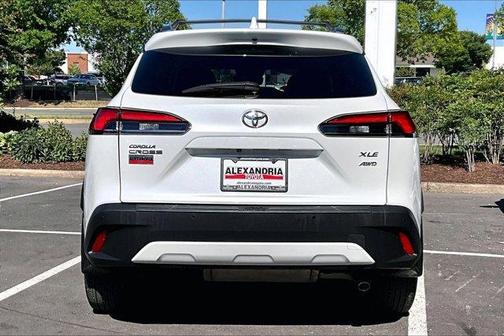 2023 Toyota Corolla Cross XLE