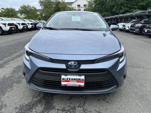 2025 Toyota Corolla Hybrid LE