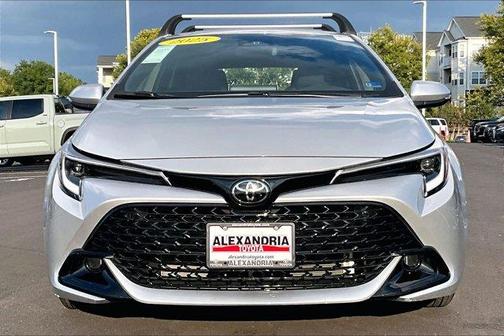 01F7 2025 Toyota Corolla Hatchback SE