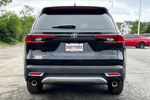 Platinum 2025 Toyota Grand Highlander Hybrid MAX