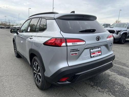 2025 Toyota Corolla Cross Hybrid SE