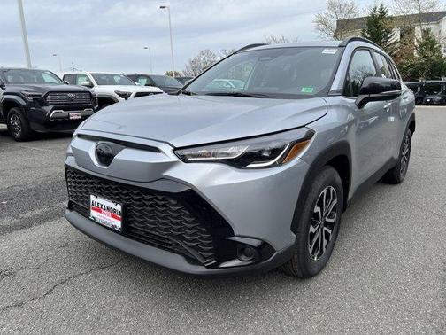2025 Toyota Corolla Cross Hybrid SE