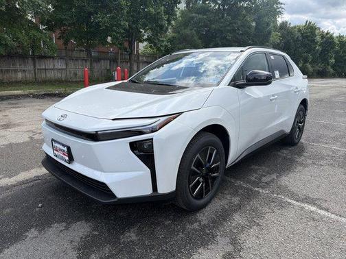 Wind Chill Pearl 2026 Toyota bZ XLE PLUS