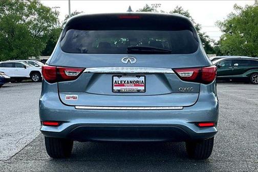 2017 INFINITI QX60 Base