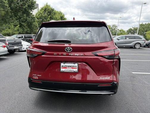 Ruby Flare Pearl 2026 Toyota Sienna Platinum 7 Passenger