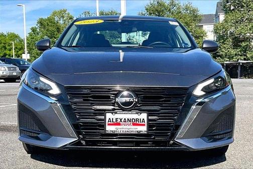 Gun Metallic 2023 Nissan Altima 2.5 SV