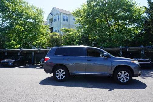 2013 Toyota Highlander Base Plus