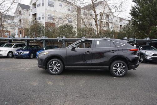 2023 Toyota Venza LE