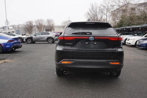 2023 Toyota Venza LE