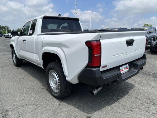 2025 Toyota Tacoma SR