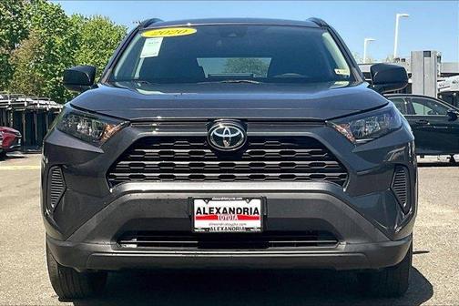 2020 Toyota RAV4 LE