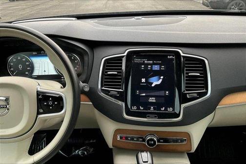 2018 Volvo XC90 T6 Inscription