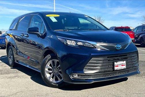 Blue 2025 Toyota Sienna XLE