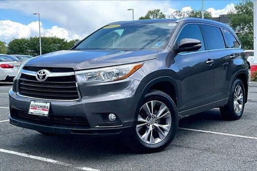 01H 2015 Toyota Highlander XLE
