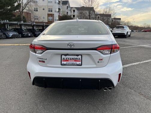 2026 Toyota Corolla Hybrid SE