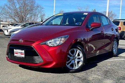 2017 Toyota Yaris iA Base