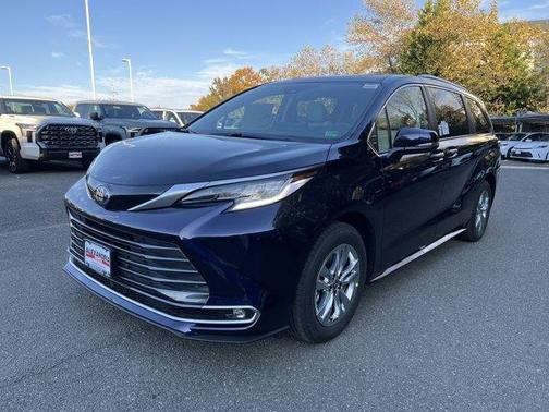 2025 Toyota Sienna Limited