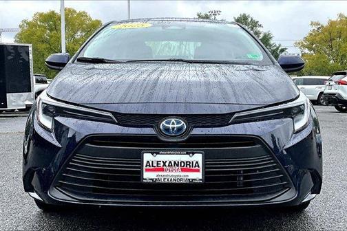 2025 Toyota Corolla Hybrid LE