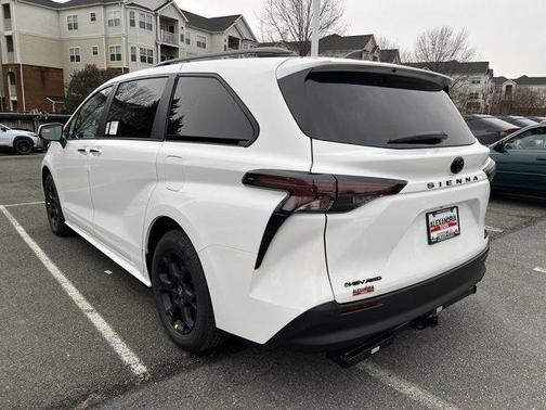 2026 Toyota Sienna Woodland Edition