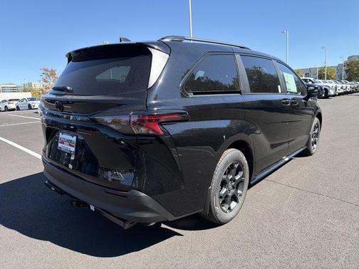 Midnight Black Metallic 2026 Toyota Sienna Woodland Edition