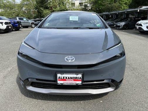 2025 Toyota Prius XLE