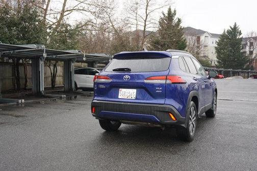 2025 Toyota Corolla Cross XLE