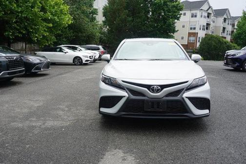 White 2022 Toyota Camry SE