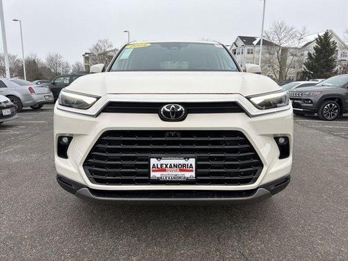 2024 Toyota Grand Highlander 