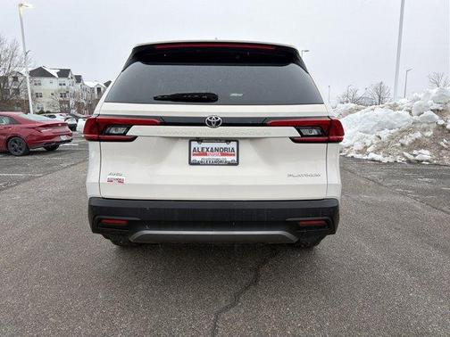 2024 Toyota Grand Highlander 