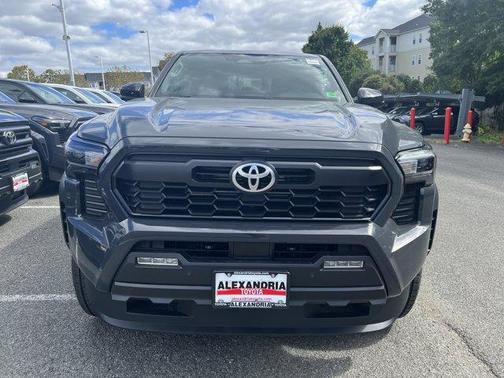 2025 Toyota Tacoma Hybrid TRD Off Road