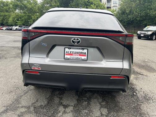 Metal 2026 Toyota bZ XLE PLUS