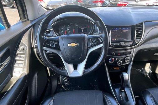 Pacific Blue Metallic 2020 Chevrolet Trax LT