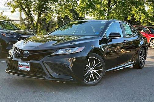 Black 2021 Toyota Camry Hybrid SE