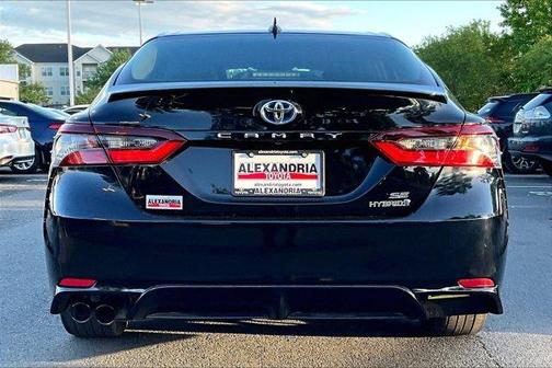 Black 2021 Toyota Camry Hybrid SE