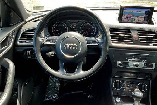2016 Audi Q3 2.0T Prestige