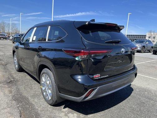 2026 Toyota Highlander Limited