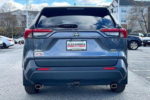 2023 Toyota RAV4 Hybrid XLE