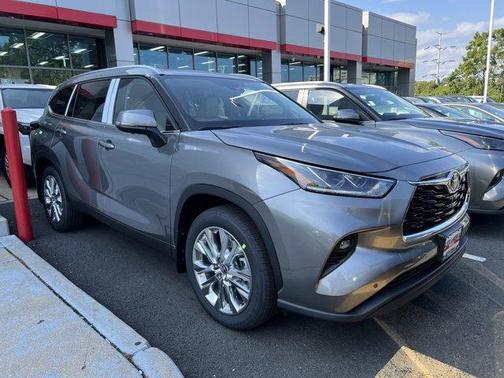 2025 Toyota Highlander Limited