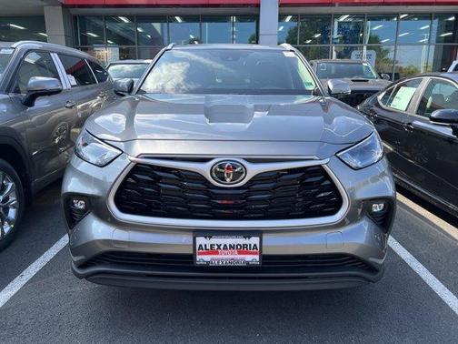 2025 Toyota Highlander Limited