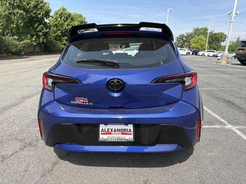 Blue Crush Metallic 2026 Toyota Corolla Hatchback SE