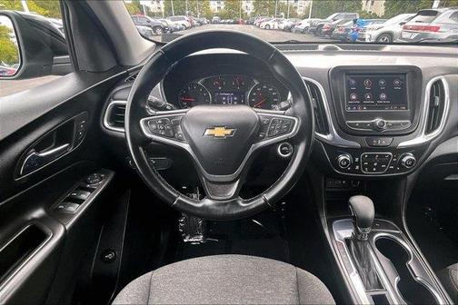 Mosaic Black Metallic 2023 Chevrolet Equinox 2LT