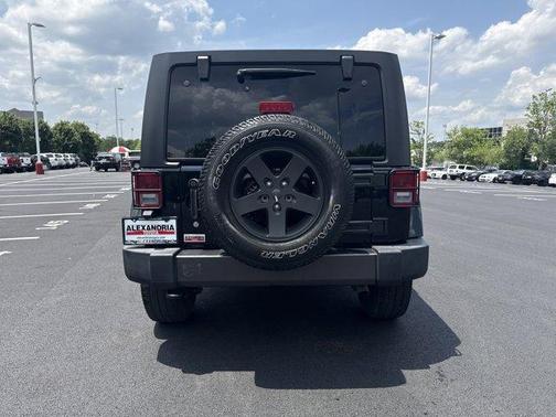 Black Clearcoat 2016 Jeep Wrangler Unlimited Sport