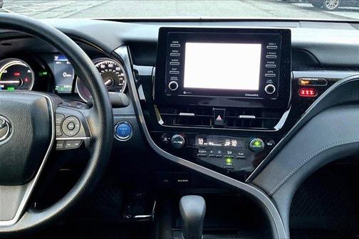 2024 Toyota Camry Hybrid LE