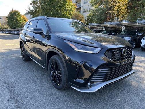 2026 Toyota Highlander XSE