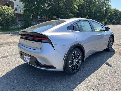 CUTTING EDGE 2026 Toyota Prius XLE