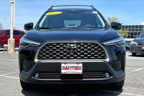 2024 Toyota Corolla Cross XLE