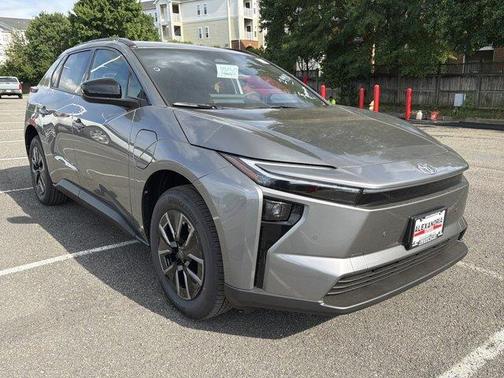 Metal 2026 Toyota bZ XLE PLUS
