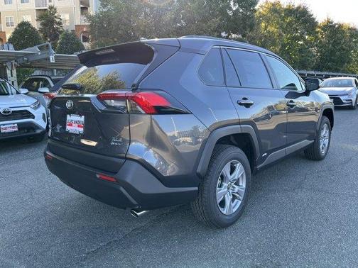 2025 Toyota RAV4 Hybrid XLE