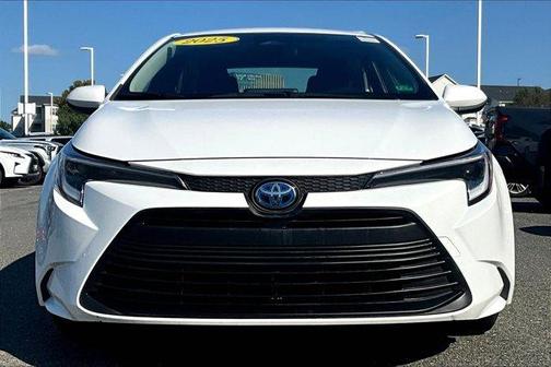 2025 Toyota Corolla Hybrid 